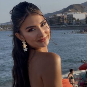 Picture of Alicia Navarrete